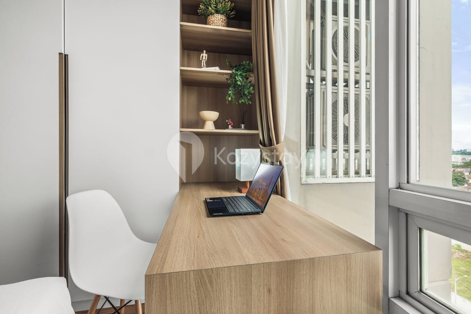 Apartment, 3 Bedrooms, City View | Laptop workspace, iron/ironing board, free WiFi