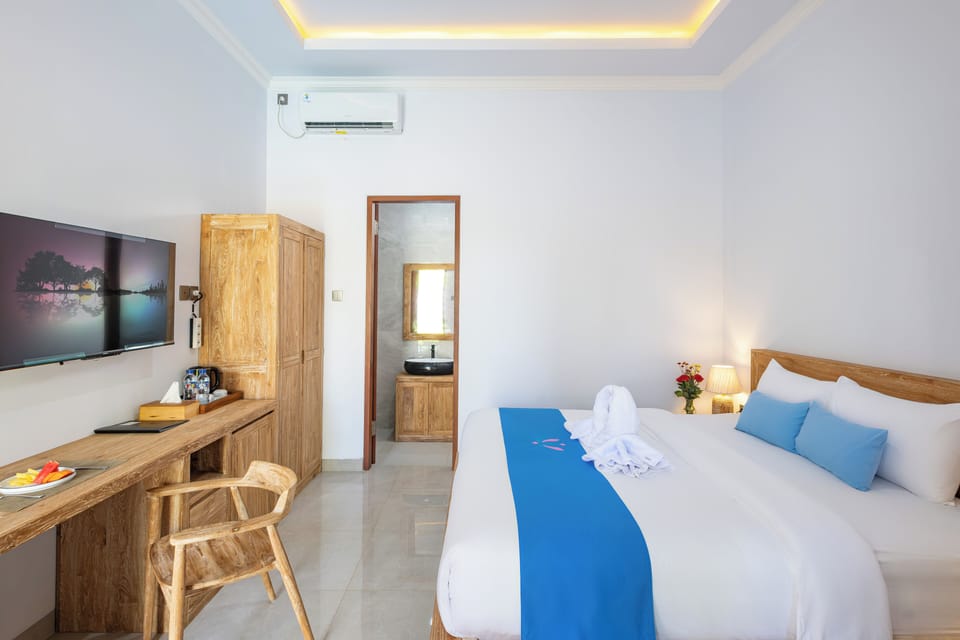 Studio Pool Access | Free WiFi