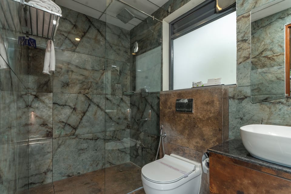 Luxury Cottage, Patio | Room amenity