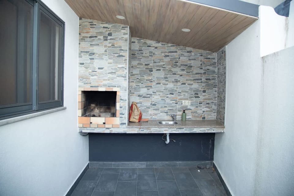 House | 3 bedrooms, desk, Internet