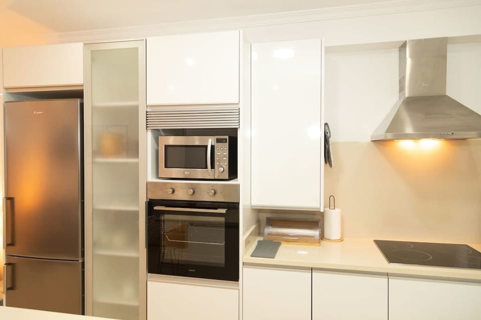 House | 3 bedrooms, desk, Internet