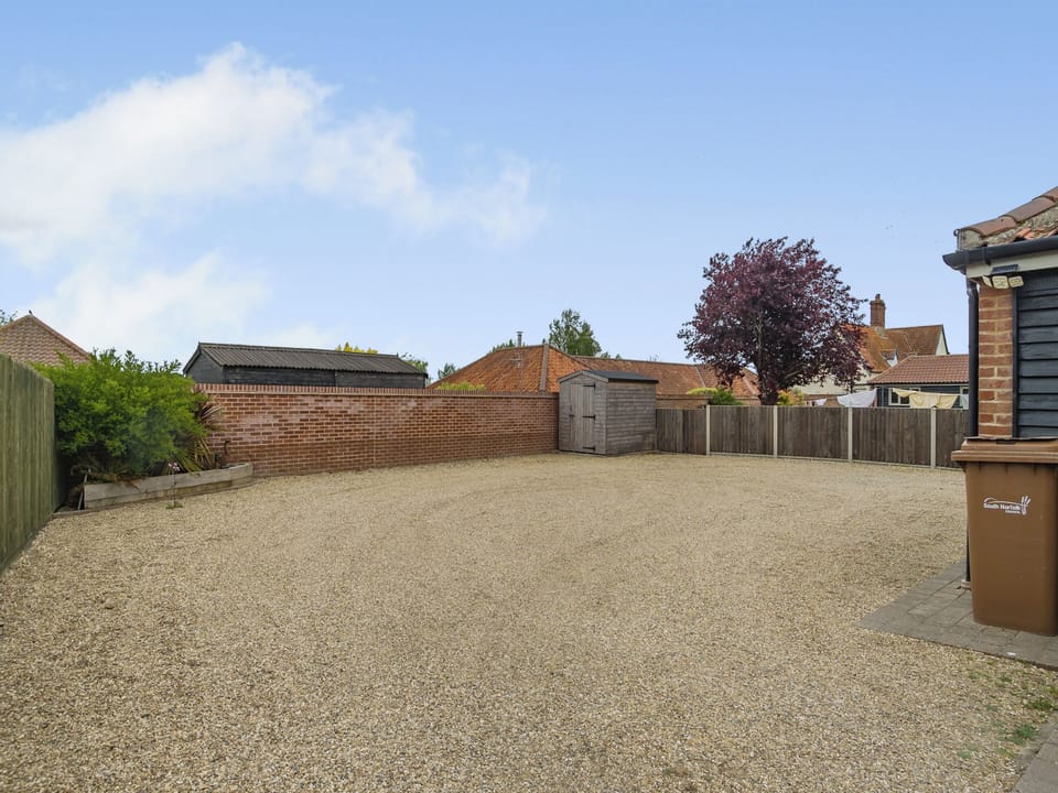 Parking | Gosling Barn, Bergh Apton