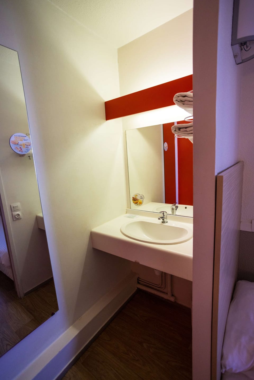 Shower, eco-friendly toiletries, hair dryer, towels