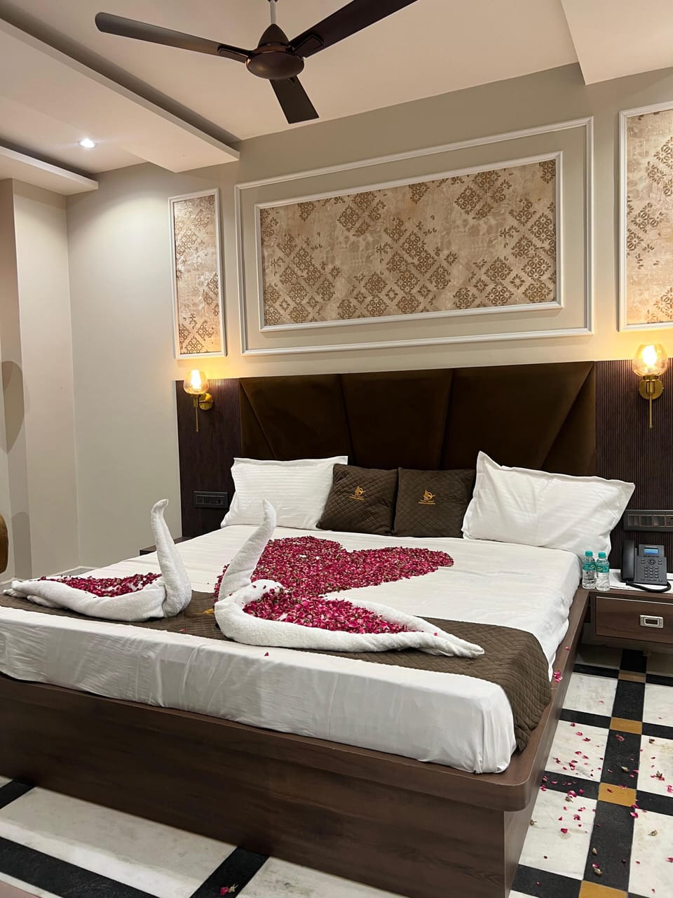Deluxe Double Room | Free WiFi