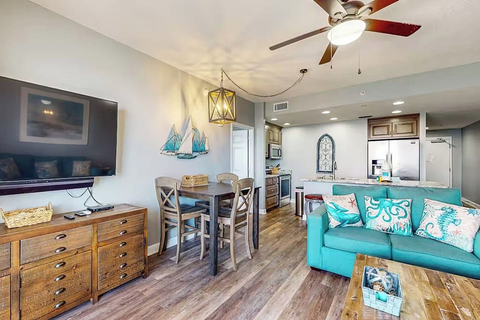 Living and dining table
