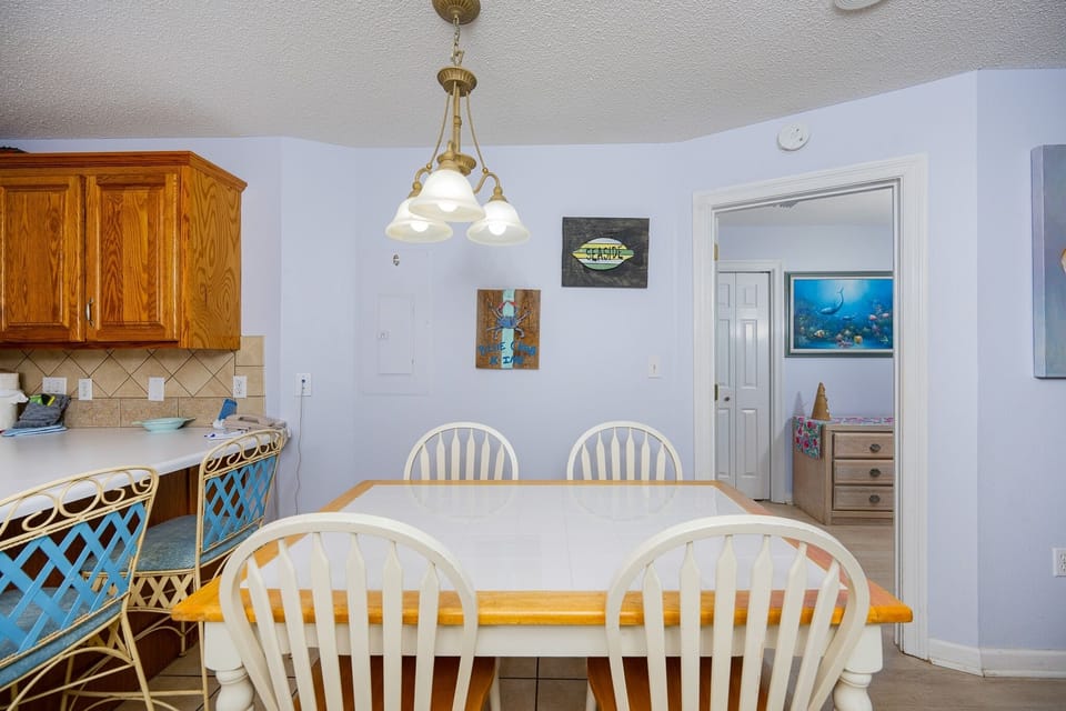 Condo, 1 Bedroom | Dining