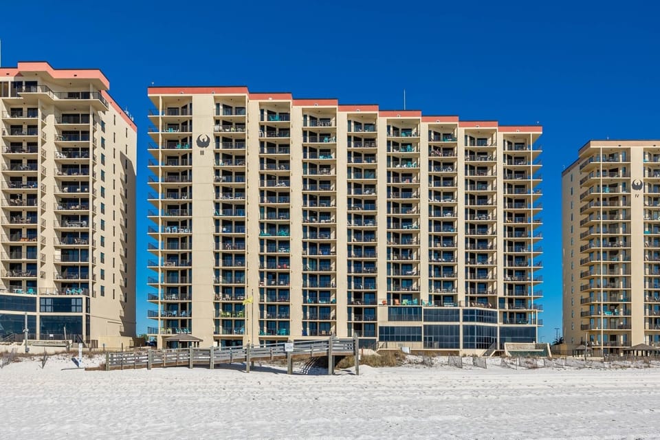 Condo, 2 Bedrooms | Exterior