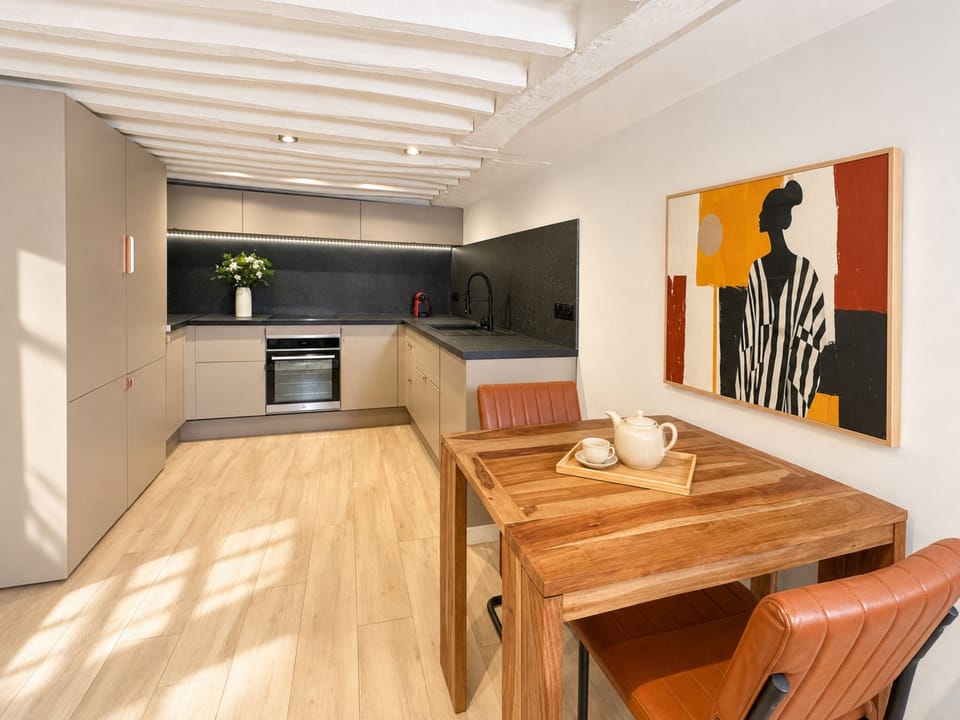 Apartment, Courtyard View | Private kitchen | Espresso maker, full-size fridge, microwave, oven