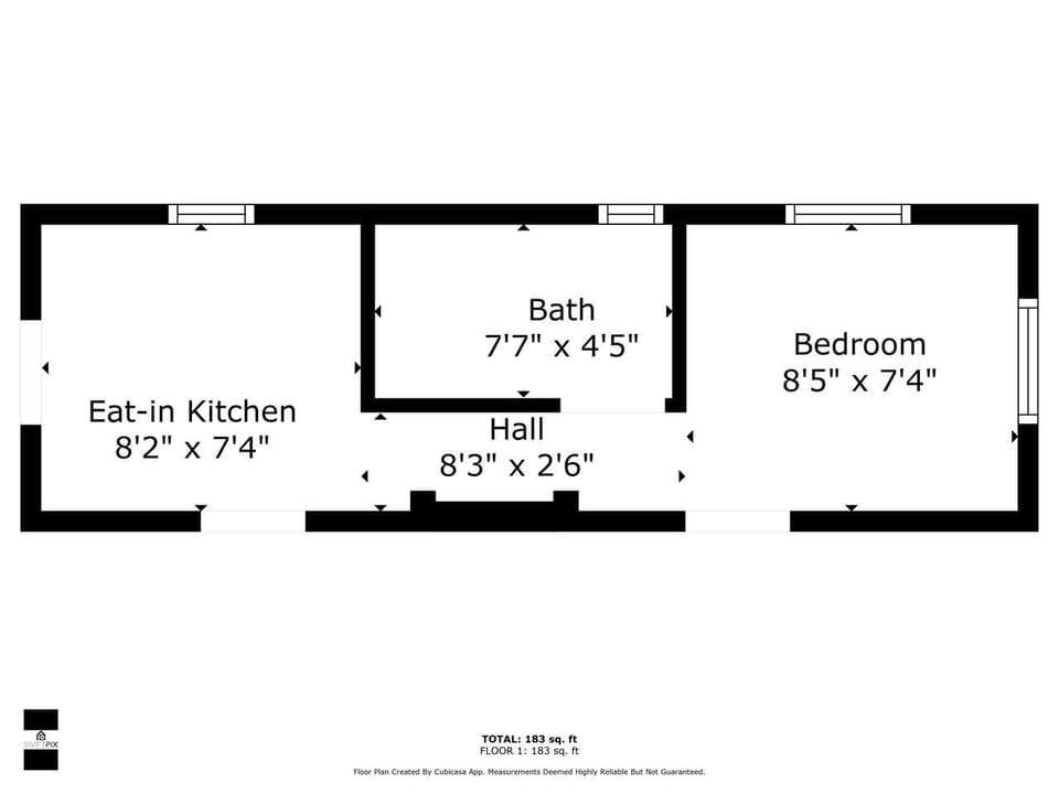 Floor plan: one bedroom, eat-in kitchen, and bath.
