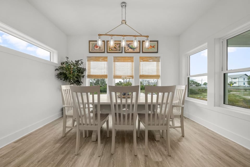 House, Beach View | In-room dining