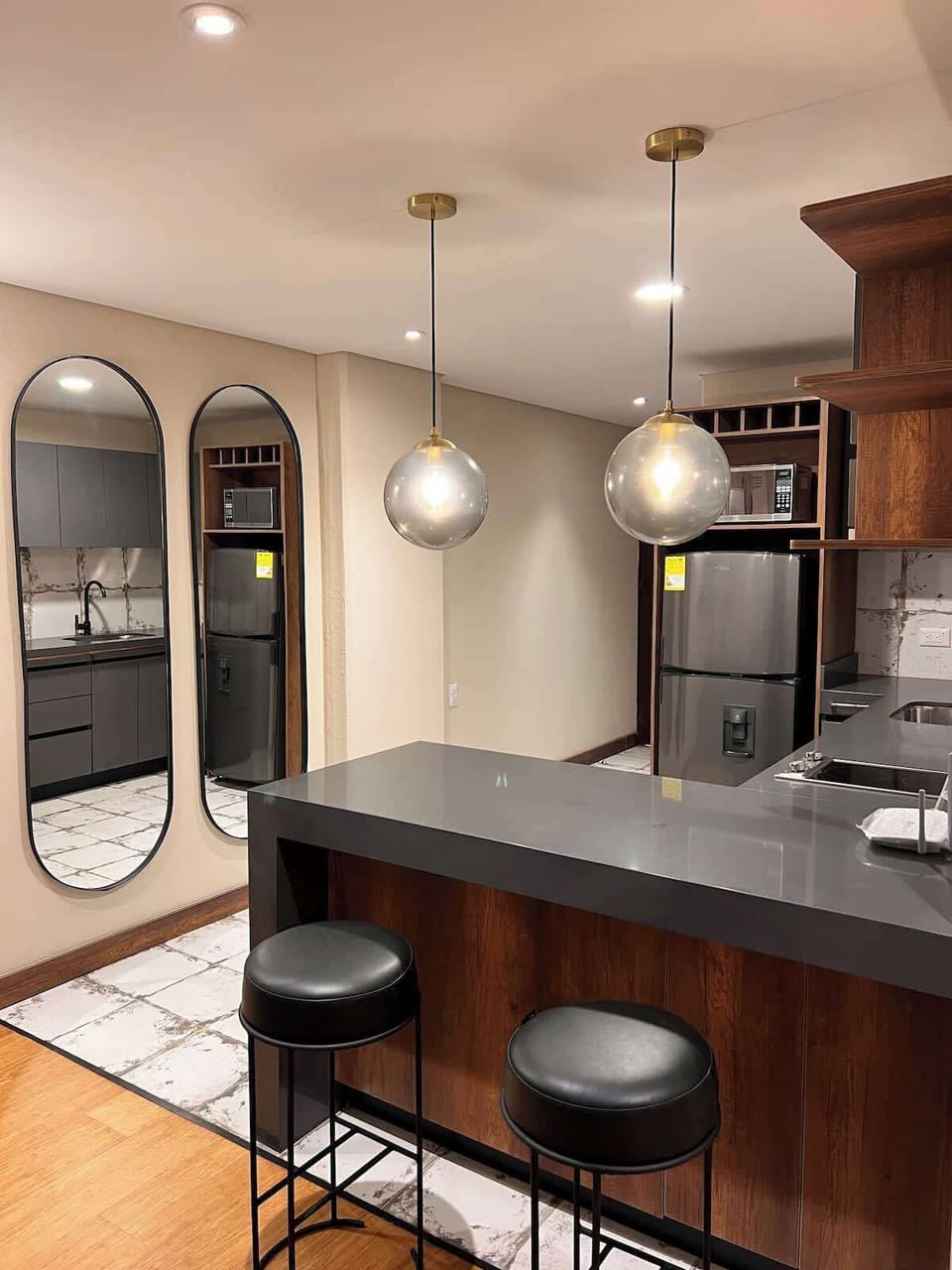 Apartment, 1 Queen Bed with Sofa bed, Balcony, City View (La Primera 411) | Private kitchen | Stovetop, coffee/tea maker
