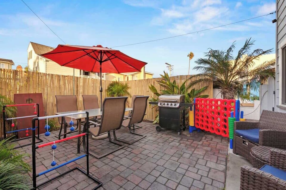 Large Private Outdoor Area with BBQ and Many Games
