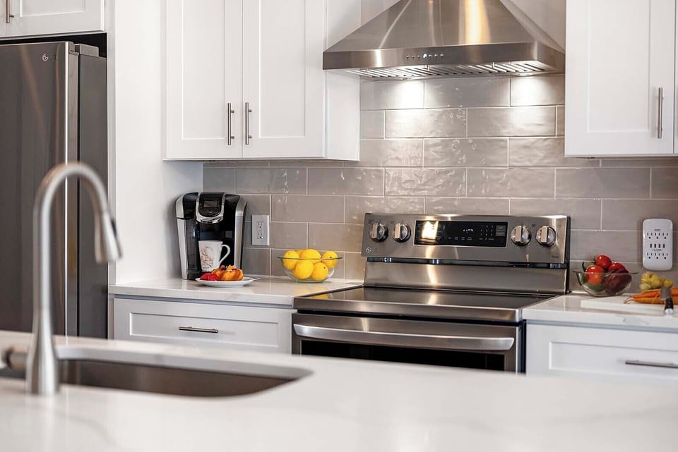 Stainless Appliances and Fully Stocked Kitchen