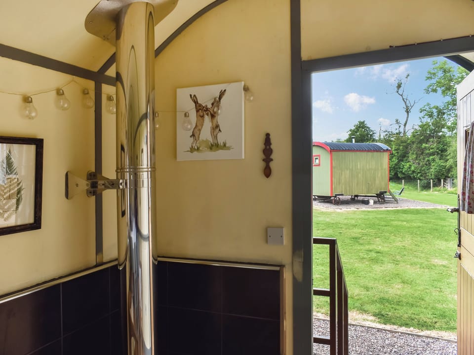 Interior | Brown Hare - Shepherds Retreat, Brecon