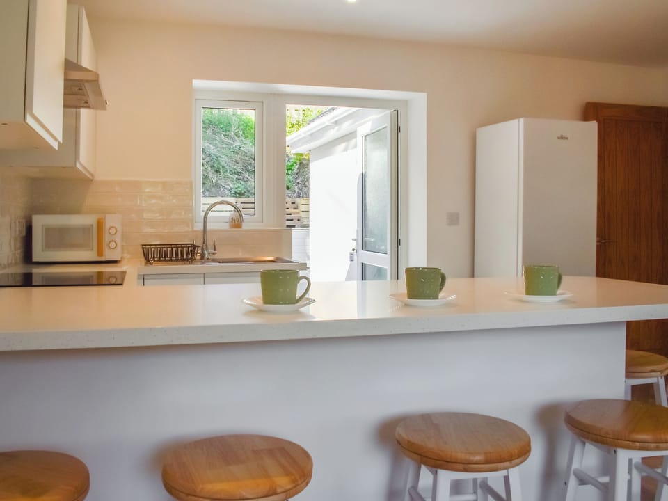 Kitchen/diner | 3 Le Dorney Villa - Le Dorney Villas, Par