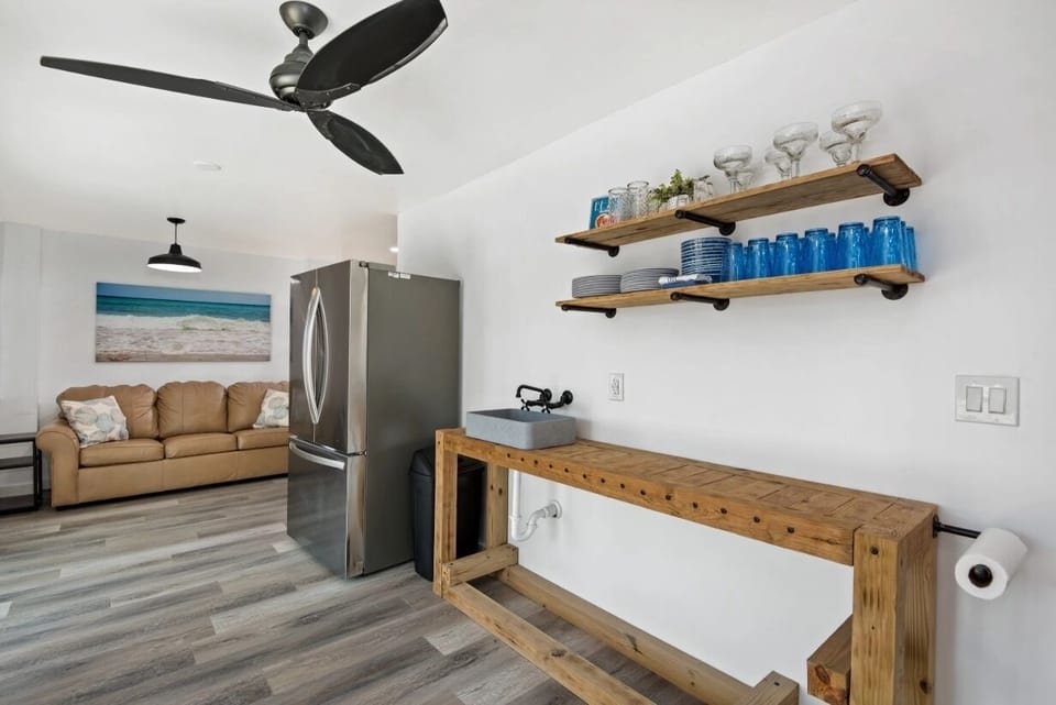 Lower level kitchen area for refreshments
