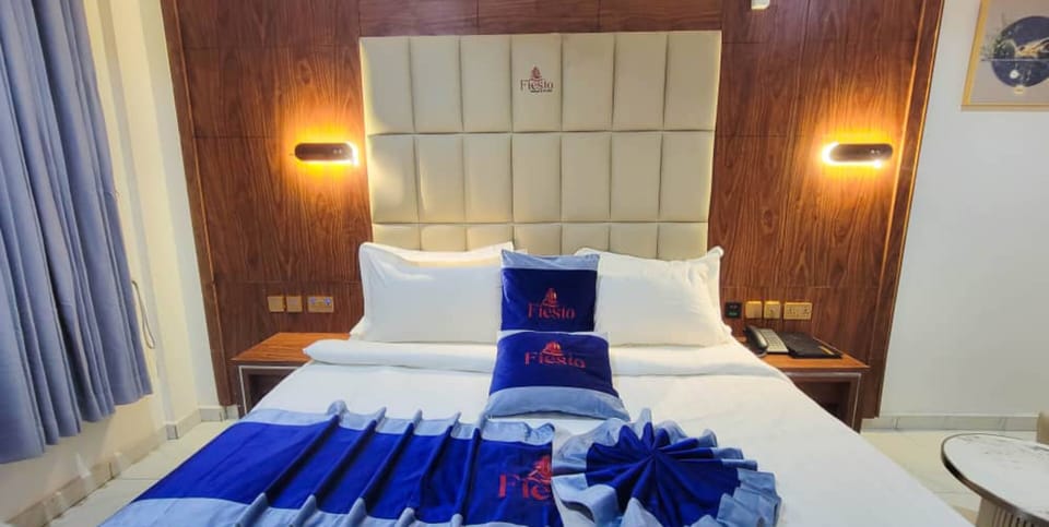 Premium Room | Desk, laptop workspace, free WiFi