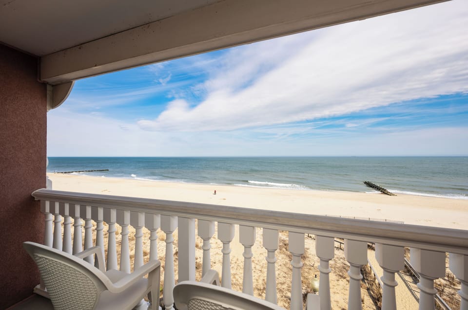 Concierge Suite,  Partial Oceanfront, 2 Queen Beds (Adults Only) | View from room