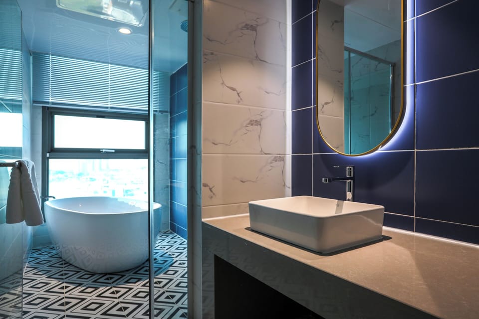 Around Presidential Suite | Bathroom | Shower, hair dryer, slippers, bidet