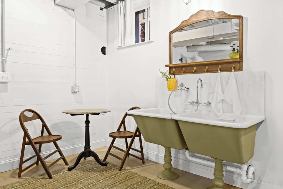 Bedroom 2: Maximize your fun with this cleverly designed bedroom featuring comfortable bunk beds – ideal for groups and family getaways.