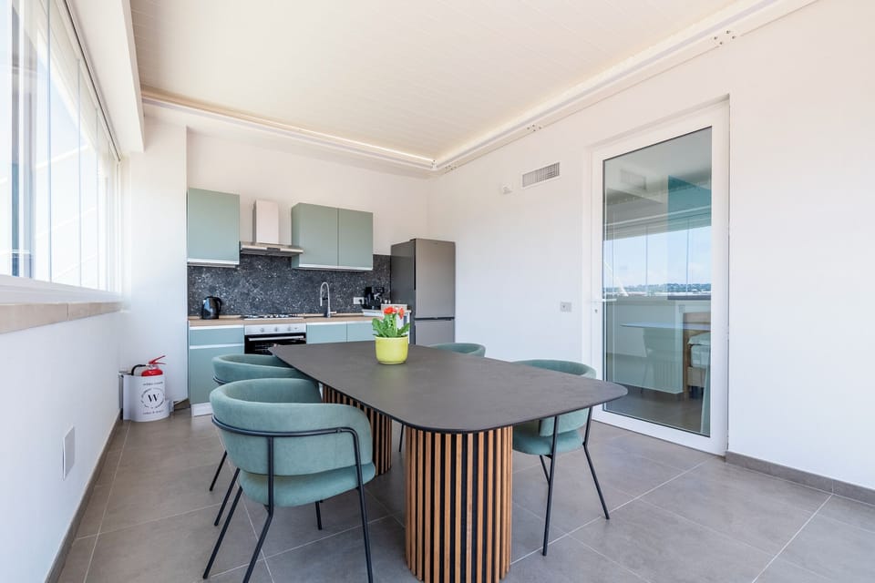 Superior Room, Sea View, Tower | Private kitchen | Full-size fridge, oven, stovetop, electric kettle