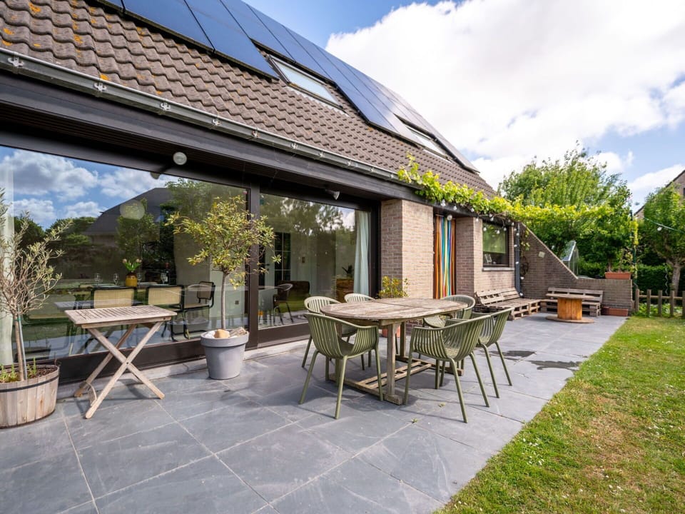 Home, Roof, Furniture, Garden, Cottage, Chair, Kitchen & Dining Room Table, Estate, Patio, Shade