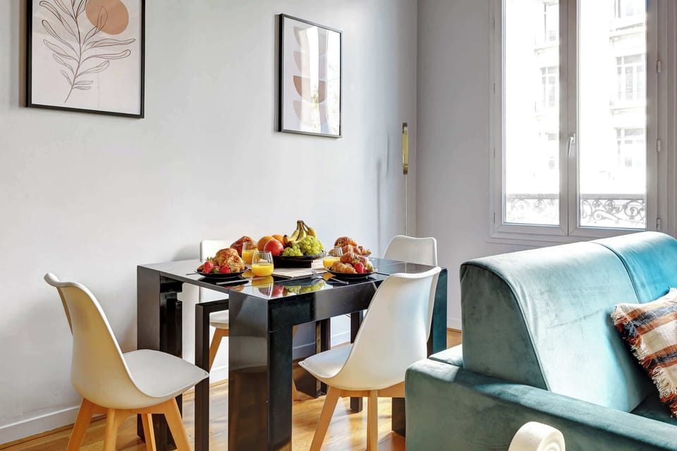 Dining details