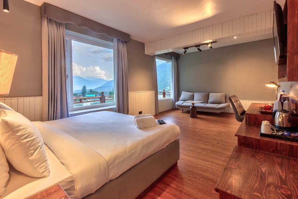 Luxury Suite | Free WiFi