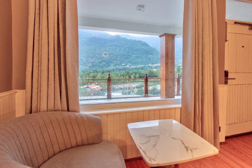 Summit Room | Free WiFi