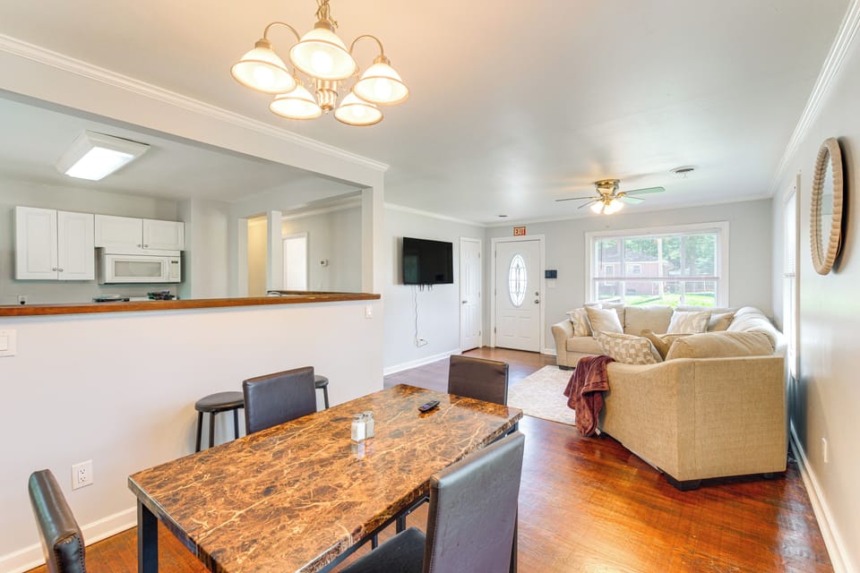 House (3 Bedrooms) | Interior
