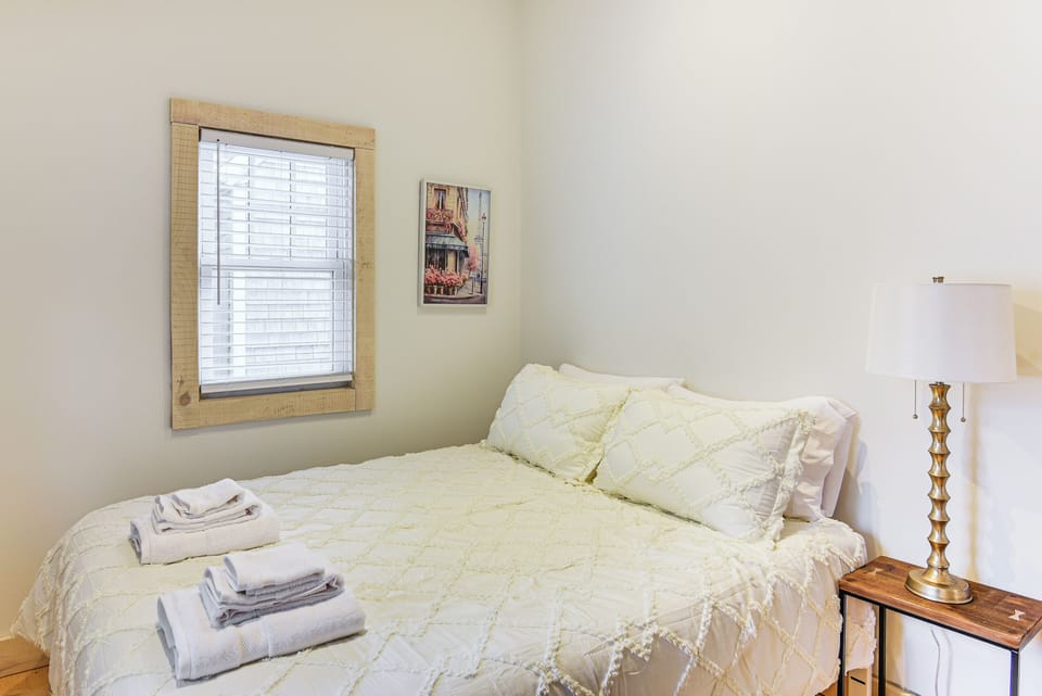Cottage (2 Bedrooms) | Interior