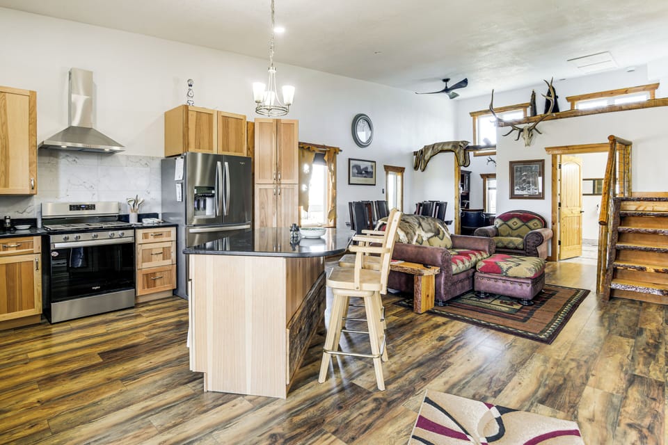 House (3 Bedrooms) | Interior