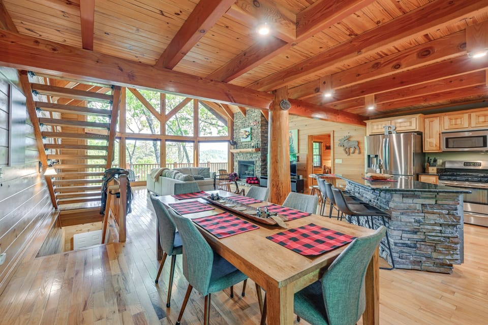 House (4 Bedrooms) | Interior