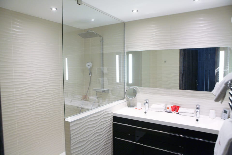 Free toiletries, hair dryer, bathrobes, slippers