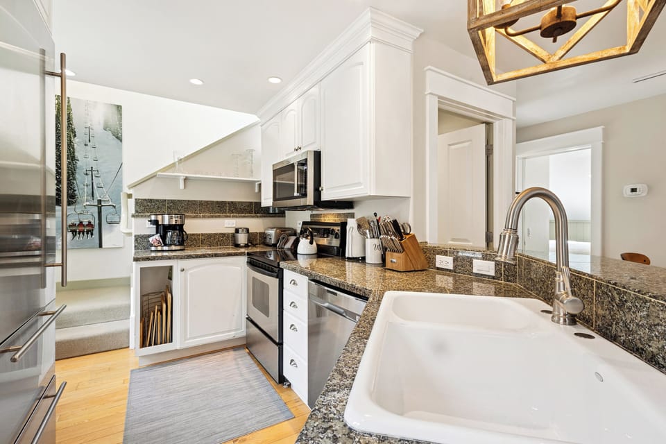 3.0-kitchen-diamondtooth-telluride- (15)