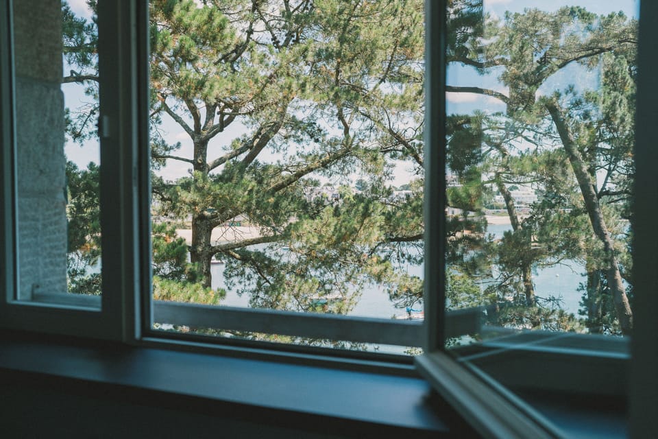 Deluxe Double Room, 1 Double or 2 Twin Beds, Sea Facing | Minibar, in-room safe, blackout drapes, soundproofing