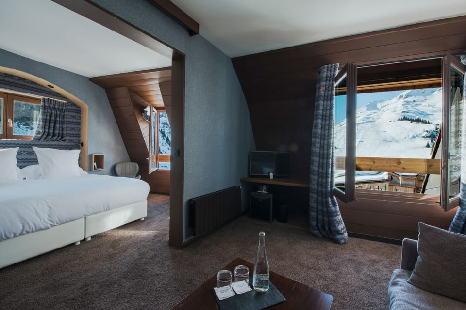 Minibar, in-room safe, free WiFi, bed sheets