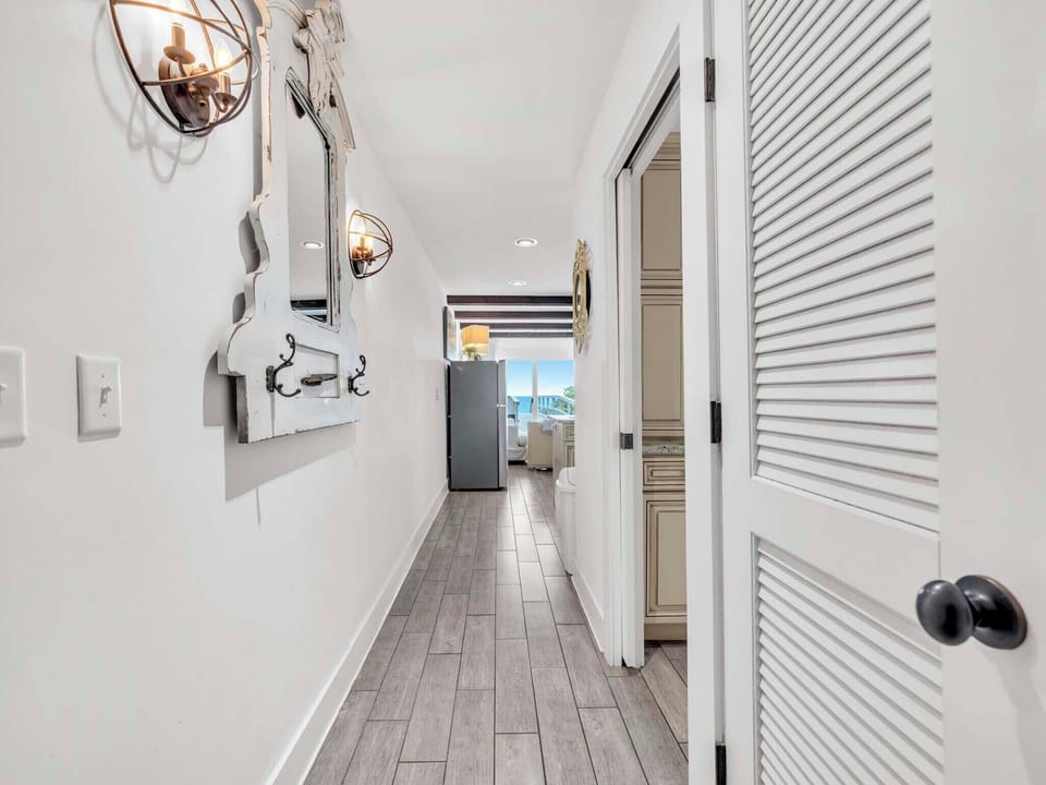 Hallway to the living room