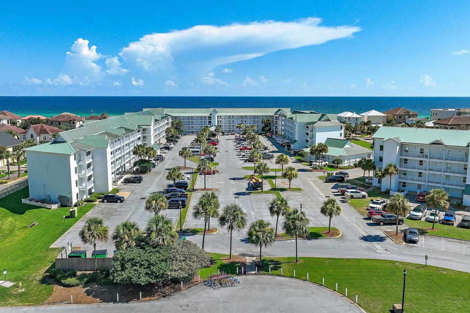 Maravilla Resort Condominiums