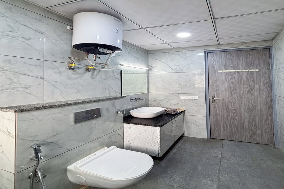Housr 78 Madhapur Hyderabad Hitech City Hotel in Hyderabad