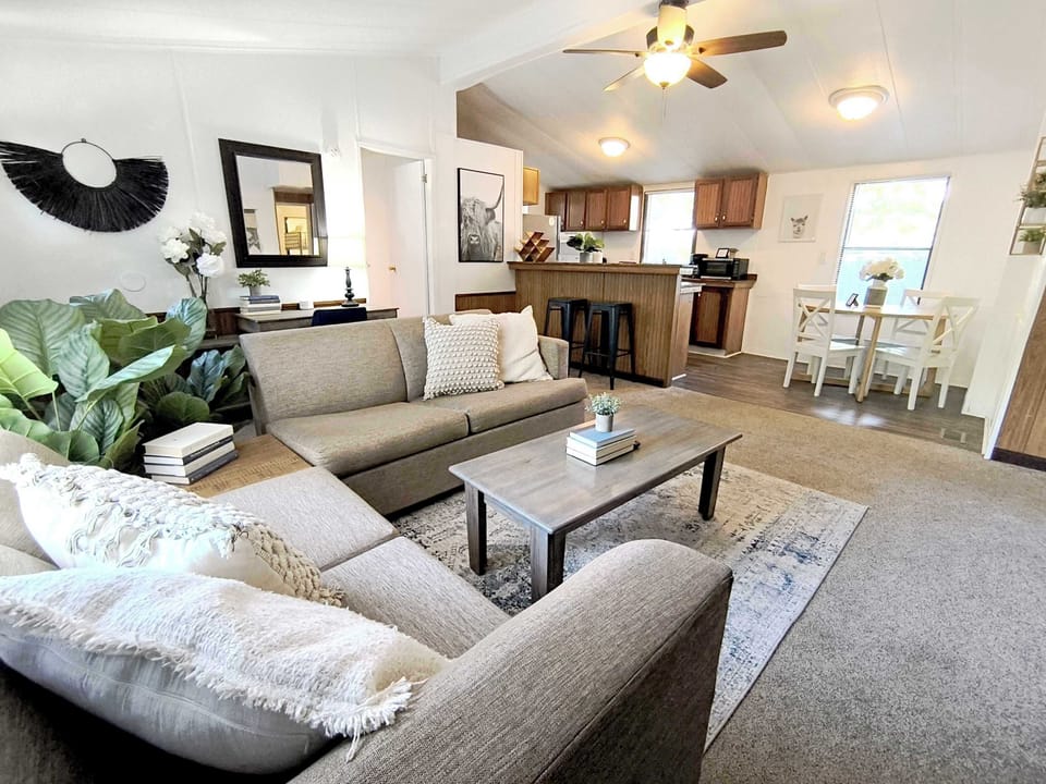 The Living Room Lounge