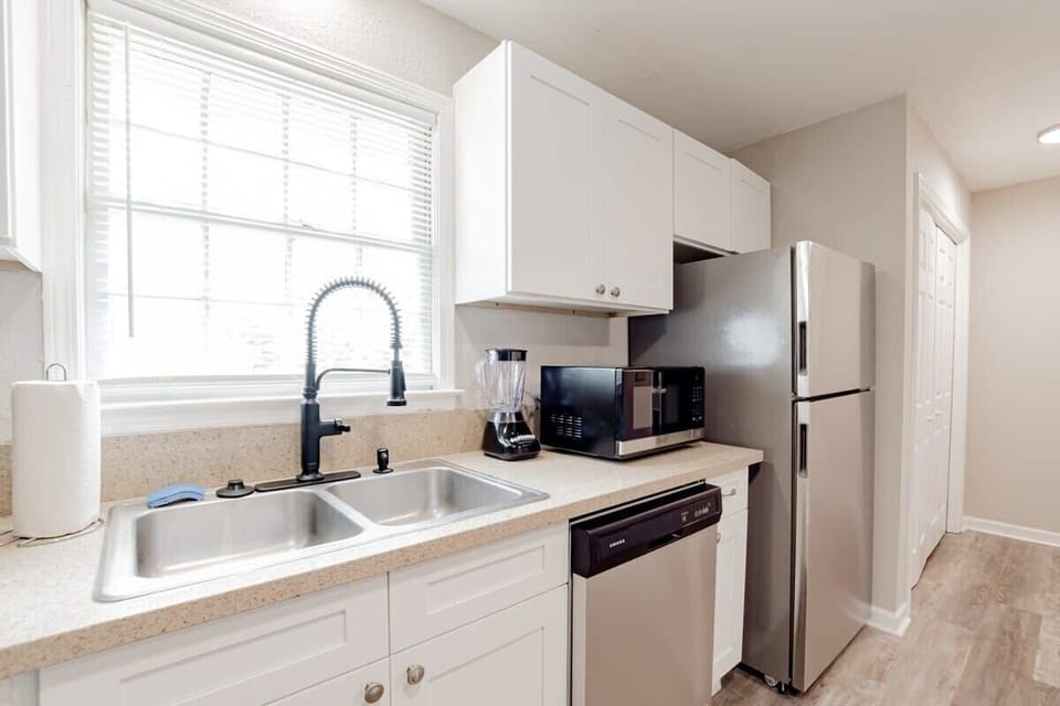 Kitchen sink