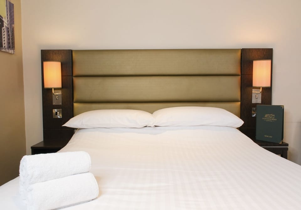 Standard Double Room, Private Bathroom | Premium bedding, desk, laptop workspace, travel crib