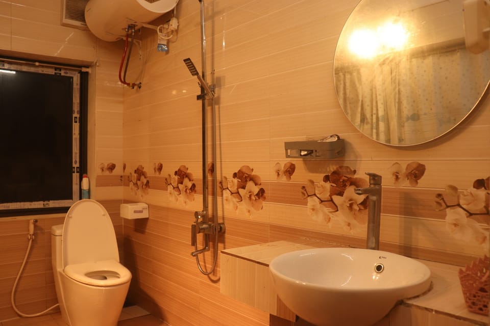 Atash Eco Village Homestay Van Hoi Bed and Breakfast in Vietnam