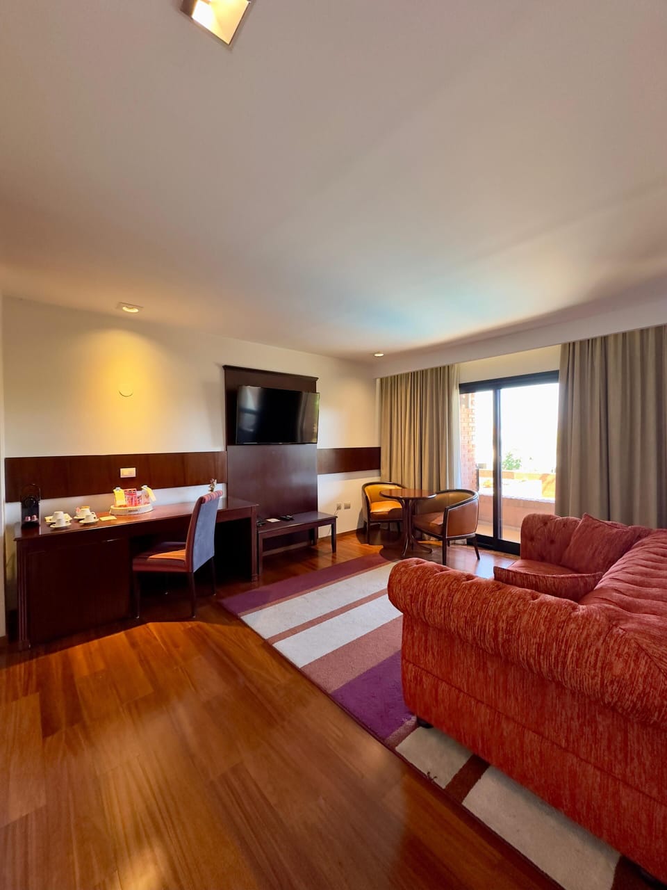 Presidential Suite, Balcony, Mountain View | Premium bedding, free minibar items, in-room safe, desk