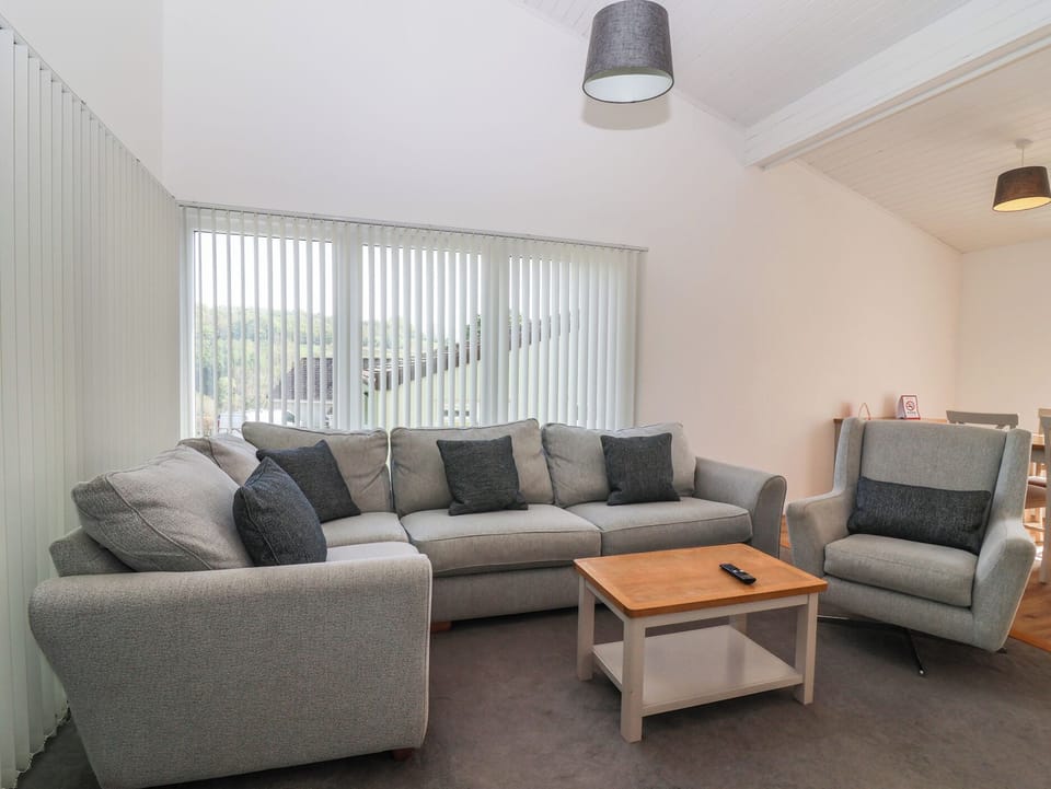 Harcombe House Accessible Pet Free Bungalow Sleeps 6 Cottage in Teignbridge