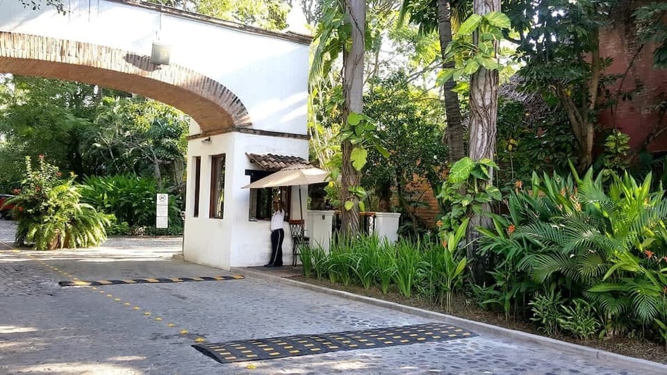 Welcome to Marbella, the most tropical gated community in Vallarta. 