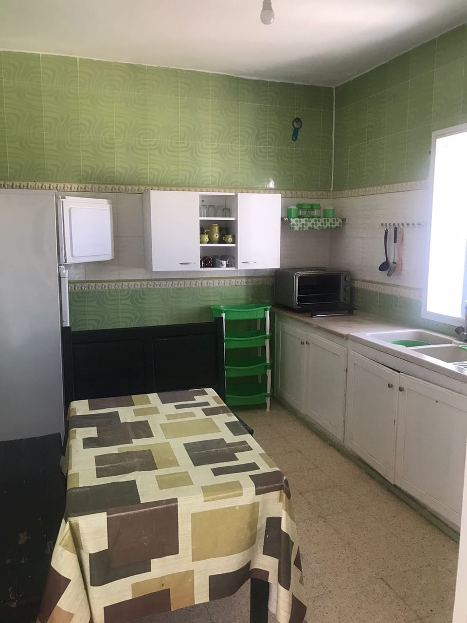 Comfort Apartment, Balcony, Beach View | Private kitchen