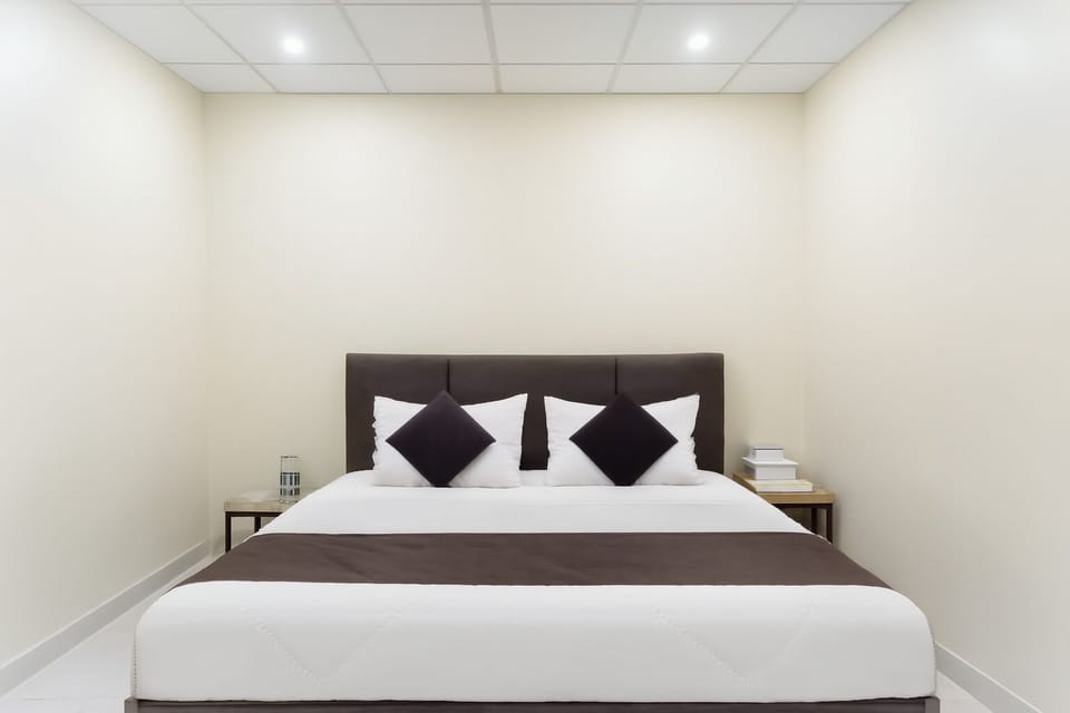 Deluxe Room | Desk, WiFi (free)