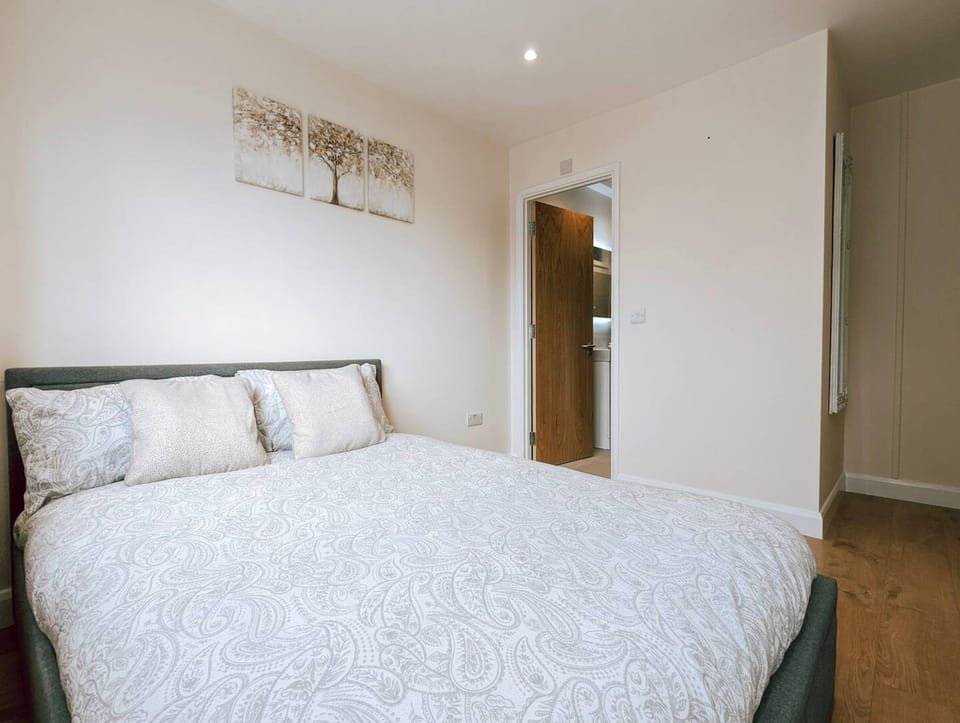 House, Accessible | 2 bedrooms, desk